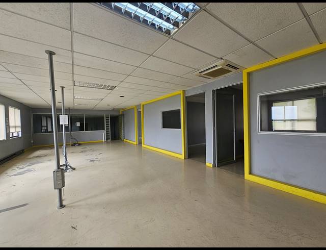 774M² OFFICE TO LET IN BRYANSTON
